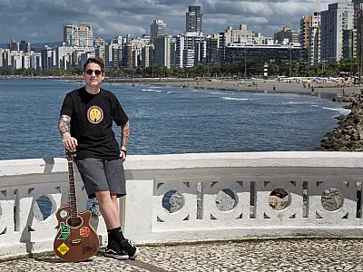 Gerônimo lança novo single em show gratuito na Concha Acústica