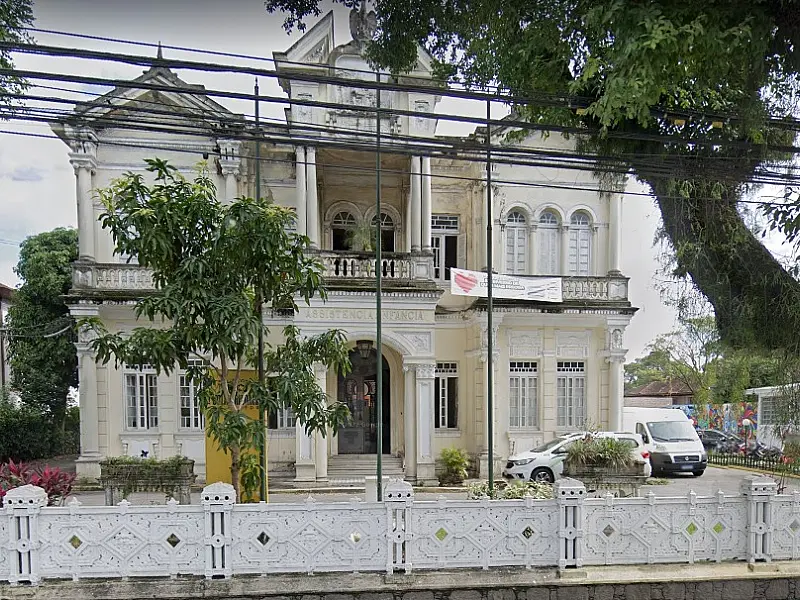 Encontro de mulheres caratecas arrecada itens de higiene para o Fundo Social de Santos