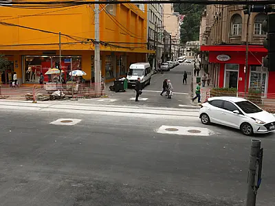 Obras do VLT: Rua D. Pedro II, no Centro de Santos, está liberada