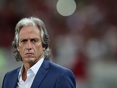 Jesus tumultua Flamengo, gera suspeita política e pressiona Paulo Sousa