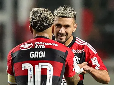 Flamengo toma virada pelo alto, perde para Olimpia e cai na Libertadores