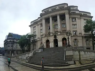 Fórum regional em Santos discute a Reforma Tributária e impactos no setor oúblico