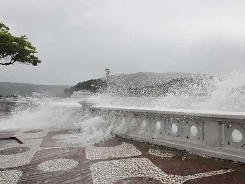 Santos tem previsão de chuvas e nebulosidade para os próximos dias