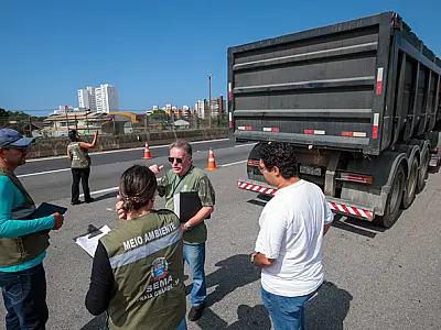 Praia Grande/SP intensifica operações contra descarte e transporte irregular de RCC