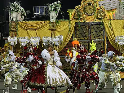 Literatura infantil é inspiração para escolas de samba em São Paulo