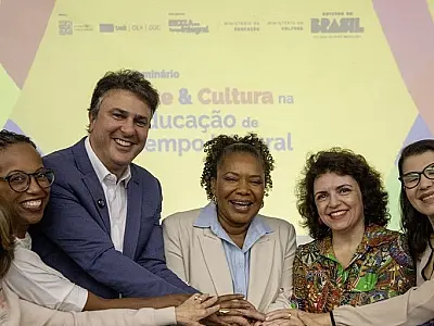 Governo do Brasil financia projetos artísticos em escolas de tempo integral