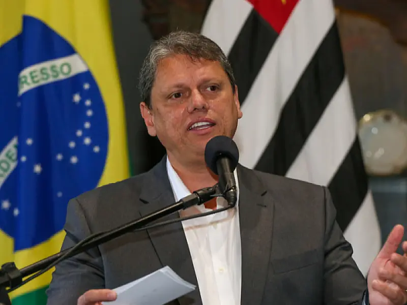 Tarcísio lança modelo de vestibular seriado para universidades de SP