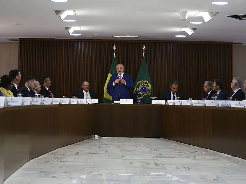 Quem fizer algo errado será convidado a deixar o governo, diz Lula