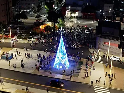 Papai Noel volta para sua Casa de Praia no dia 30 de novembro, em São Vicente