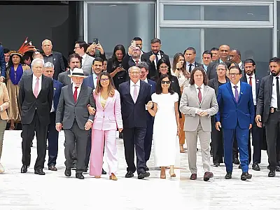 Lula: "Democracia venceu e ainda estamos aqui"