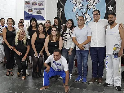 Capoeira Inclusiva gradua 36 Pessoas com Deficiência em Guarujá