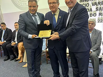 APAS homenageia posse da diretoria do Sincomércio da Baixada Santista e Vale do Ribeira