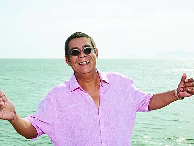 Zeca Pagodinho celebra 40 anos de carreira vivendo a nostalgia do Rio e do samba