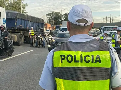 PM fiscaliza mais de 3,6 mil motos em operação para coibir roubos e furtos