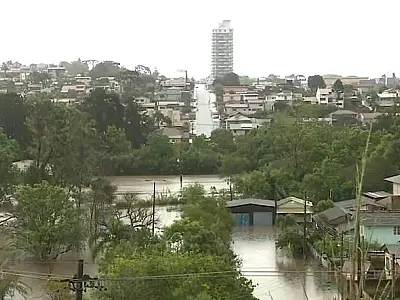 Número de mortes por causa da chuva chega a 6 em SC