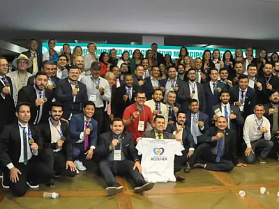 Seis vereadores da Baixada Santista recebem reconhecimento nacional com Medalha Top Legislativo