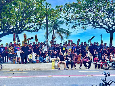 Evento em comemoração ao Dia Mundial do Skate atrai mais de 500 pessoas em Guarujá