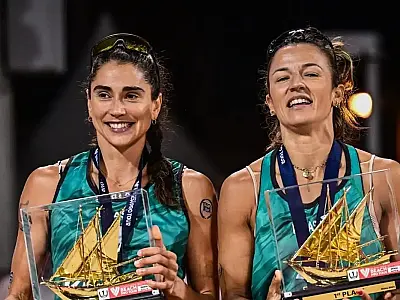 Bárbara e Carol anunciam fim da parceria no vôlei de praia após 3 anos