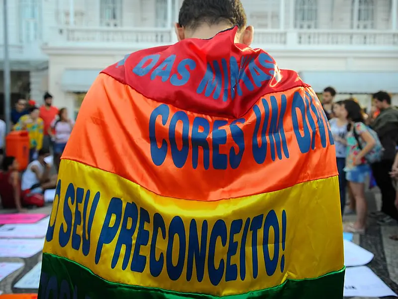 Empresas devem tornar ambiente mais inclusivo para pessoas LGBTQIA+