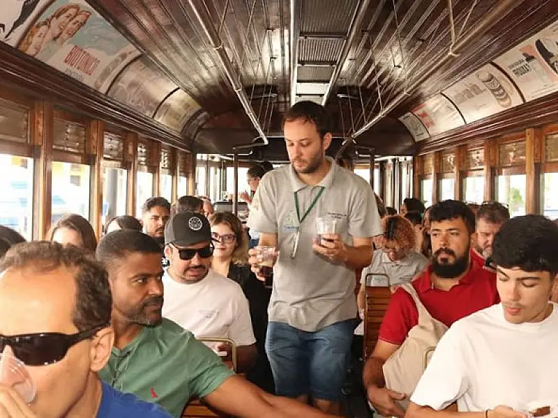 Bonde Temático celebra 480 anos de Santos com cerveja artesanal