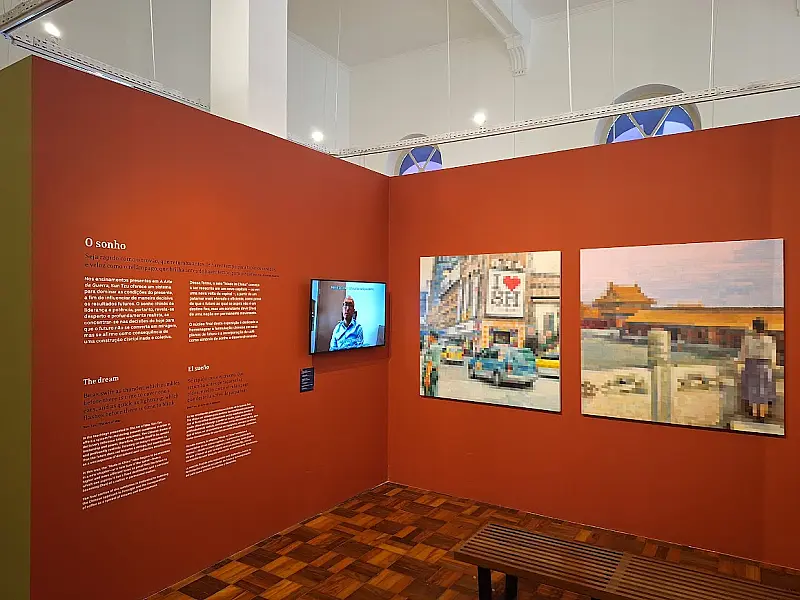 Exposição em Santos explora conexão entre Brasil, China e o café