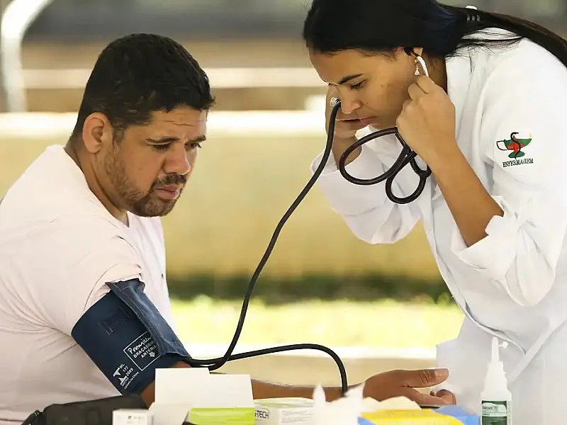 Planos de saúde ganham mais de 800 mil usuários em um ano
