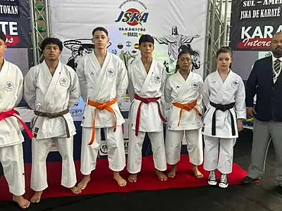 Caratecas de Guarujá ganham 11 medalhas no Campeonato Sul-Americano