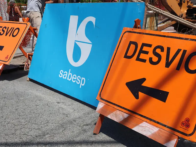 Sabesp interdita vias para obras de abastecimento e esgotamento  sanitário em PG