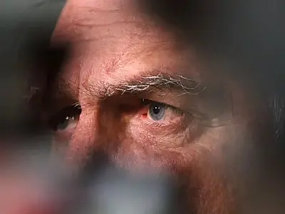 Bolsonaro é indiciado por fraude em cartão de vacinação de covid