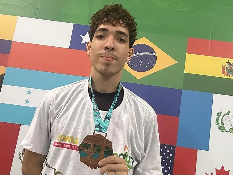 Santista é bronze no Pan Adulto de Taekwondo e está no top 3 do ranking mundial