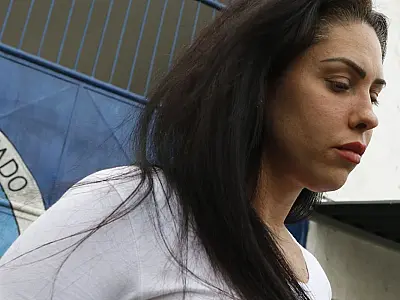 Monique Medeiros volta a trabalhar na Secretaria da Educação do Rio