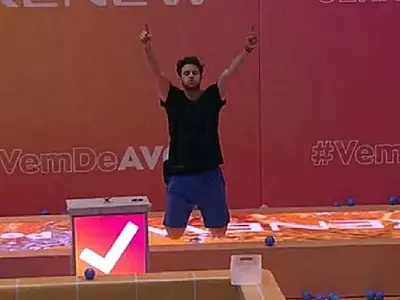 Lucas Bissoli ganha longa prova e é o novo Anjo
