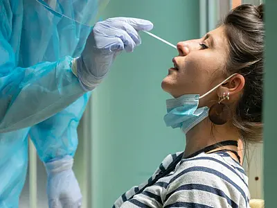 Brasil tem média de casos de Covid abaixo de 20 mil pela 1ª vez em mais de 3 meses
