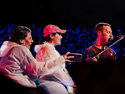Mãe e filha santistas receberam presente de aniversário surreal em show do Coldplay