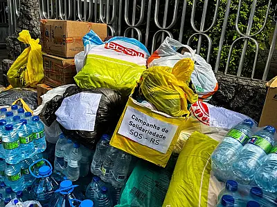 São Vicente doa quase 2 toneladas de alimento e mais de 25 mil itens a vítimas do RS
