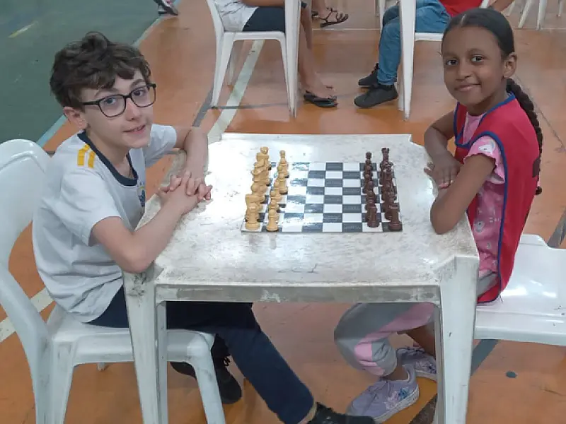 Alunos de Guarujá conquistam bicampeonato no Torneio Metropolitano de Xadrez Escolar
