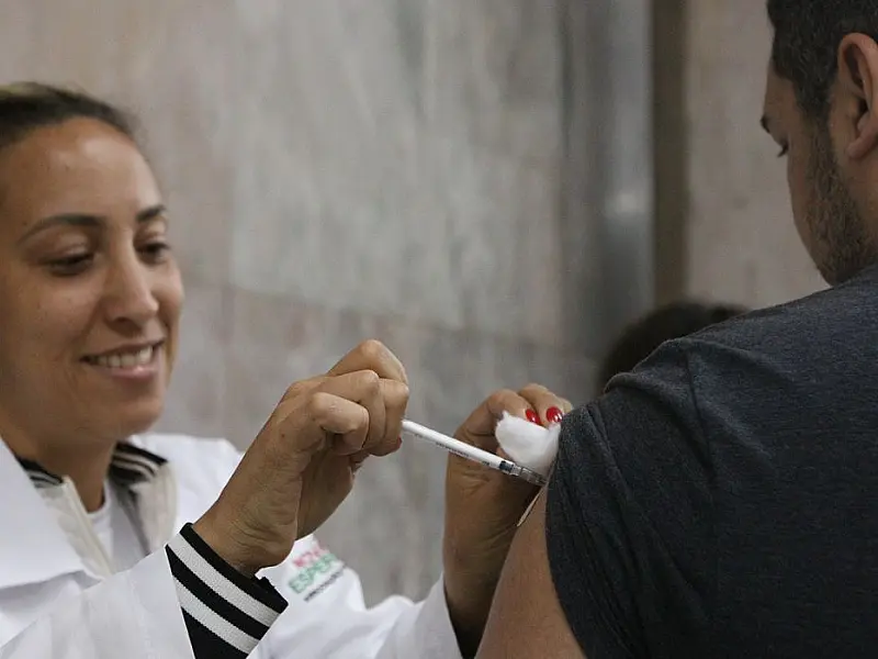 Covid-19: fim da emergência não altera status de pandemia