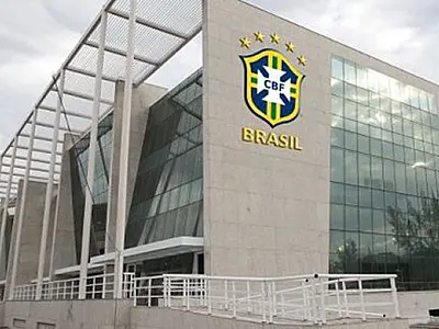 Presidente da CBF confirma espera por Ancelotti até maio e cita plano B