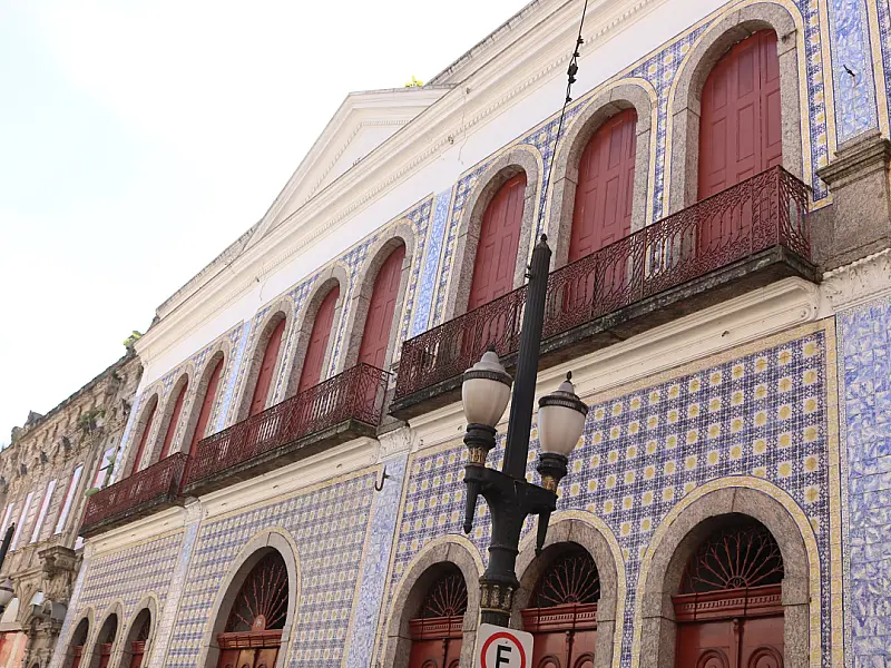 Passeio gratuito em santos une city tour e prática de inglês para adultos