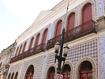 Passeio gratuito em santos une city tour e prática de inglês para adultos