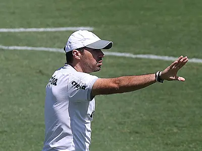 Técnico Abel Ferreira renova com o Palmeiras até 2024
