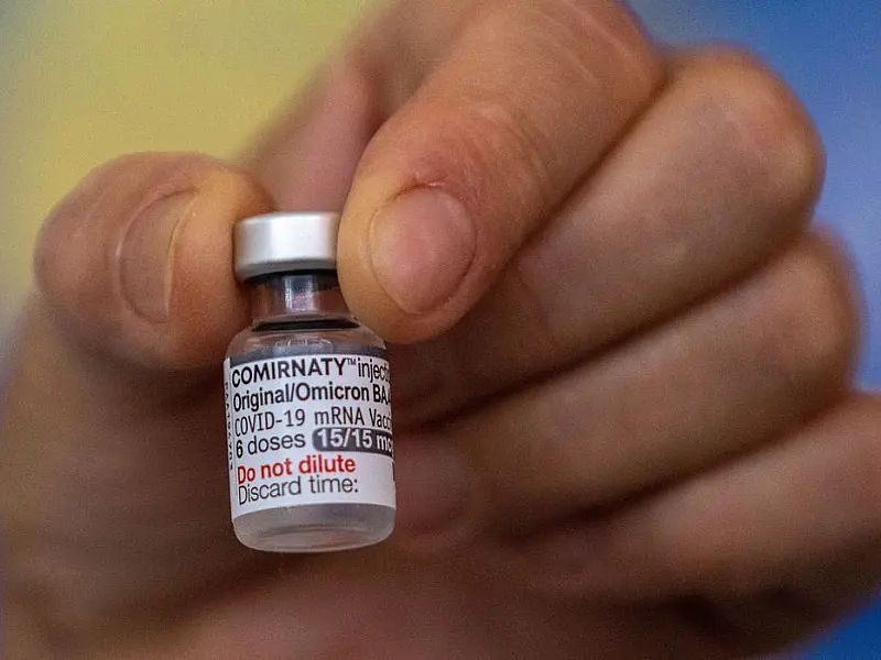Covid-19: Anvisa atesta segurança de doses da vacina bivalente