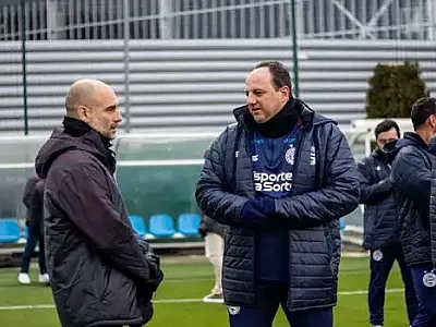 Guardiola chama Rogério Ceni de lenda