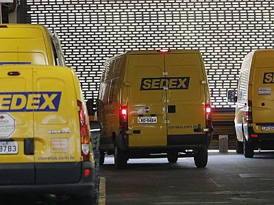 Correios recebem doações para vítimas das chuvas no Rio Grande do Sul