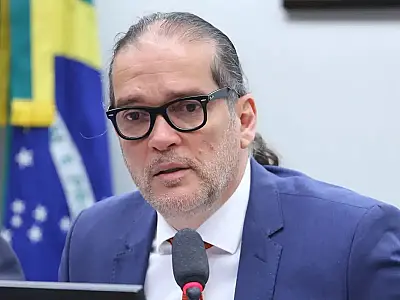 País precisa de políticas contra o neonazismo, diz conselheiro do CNDH