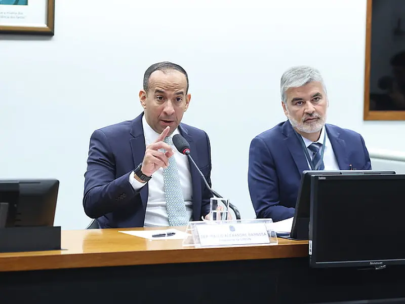 Deputado federal Paulo Alexandre Barbosa defende equilíbrio no debate sobre fim da escala 6x1