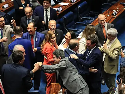 Cesta básica, combustível, serviços: o que muda com reforma tributária