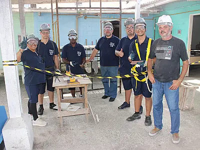 Curso de pedreiro em Vila Criativa de Santos alimenta sonhos de trabalho
