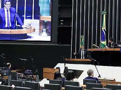 Campos Neto sugere autonomia administrativa e financeira para o BC