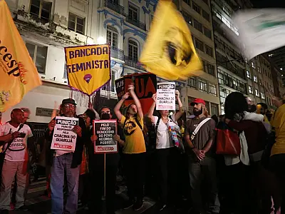 Movimento negro faz ato pedindo fim da Operação Escudo